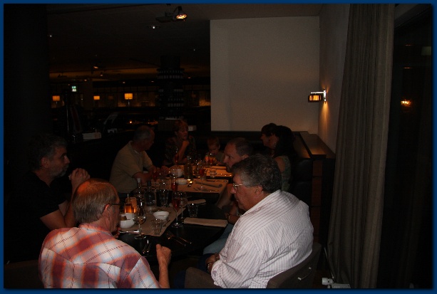 600x399 pixels (74K)